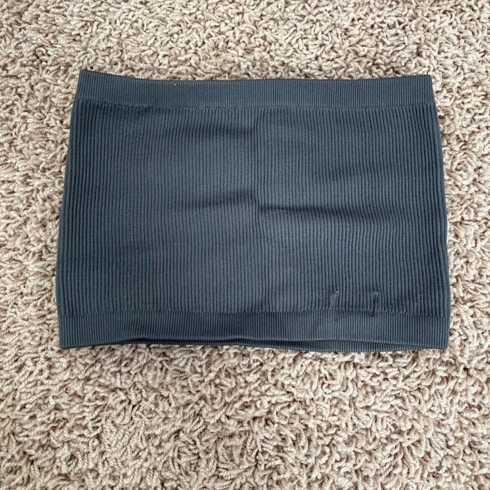 Seamless rib tube top